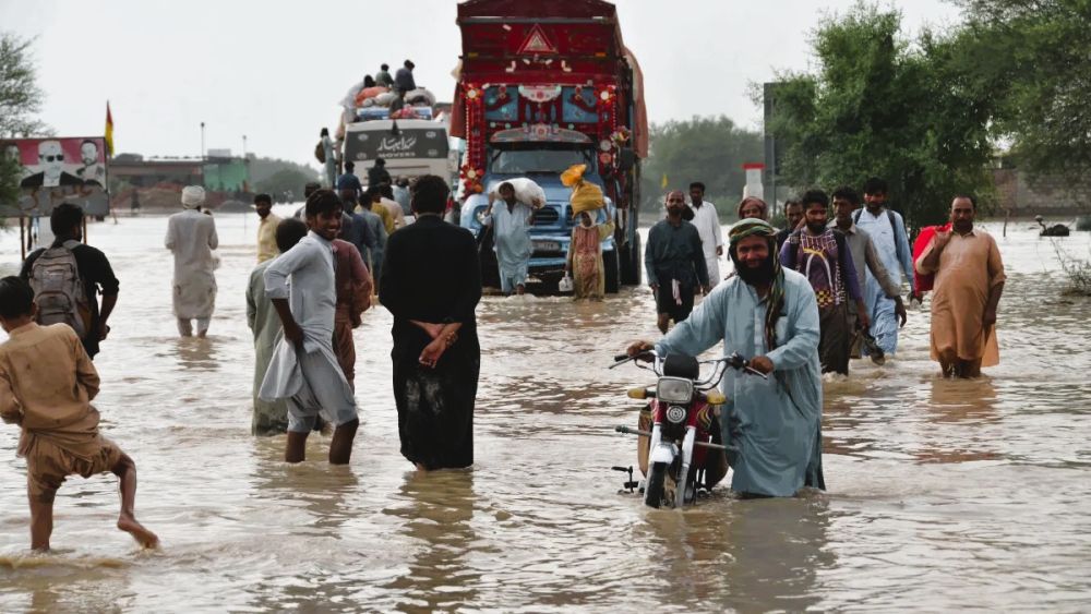 54/25 How Pakistan Can Reduce the Damages of Floods? From Crisis to Climate Resilience
